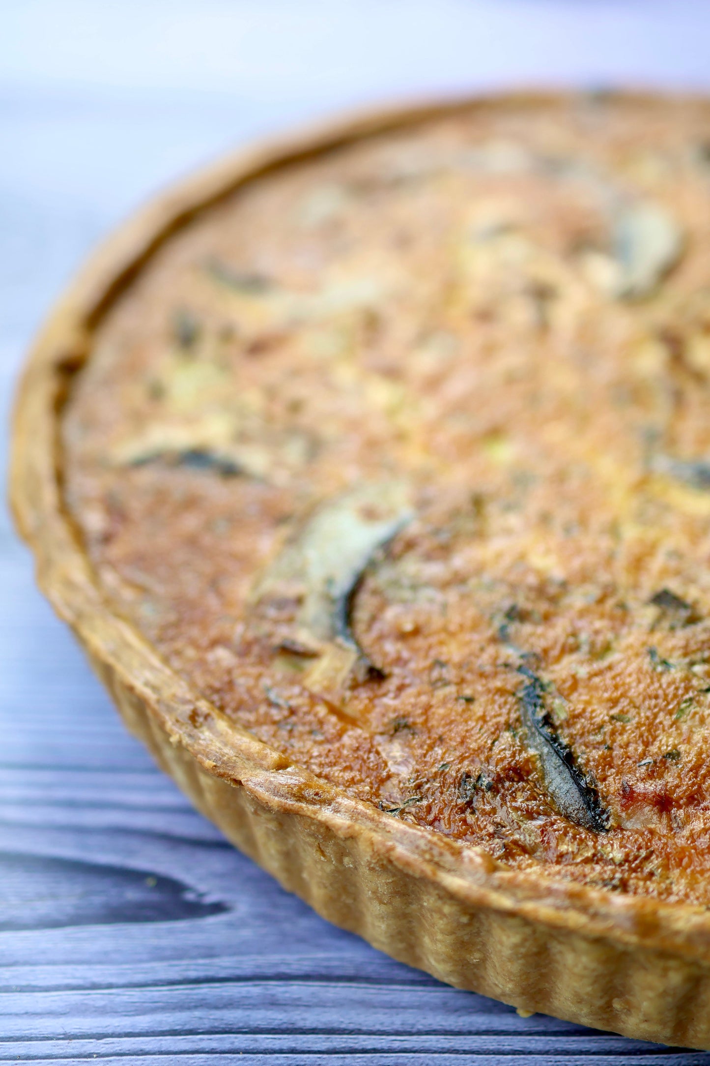 Honey Roast Ham, Mushroom, Leek, Thyme & Cheddar Quiche